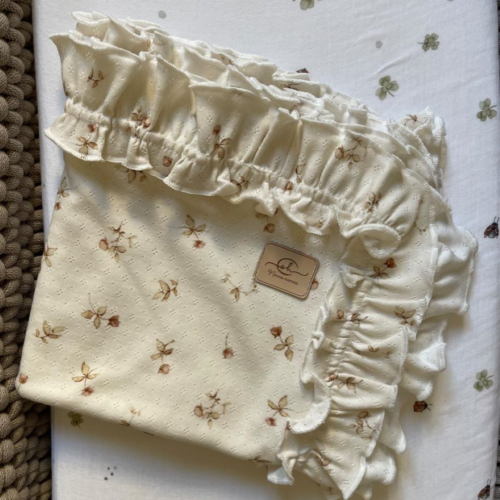 3 Coperta con le balze ROSE