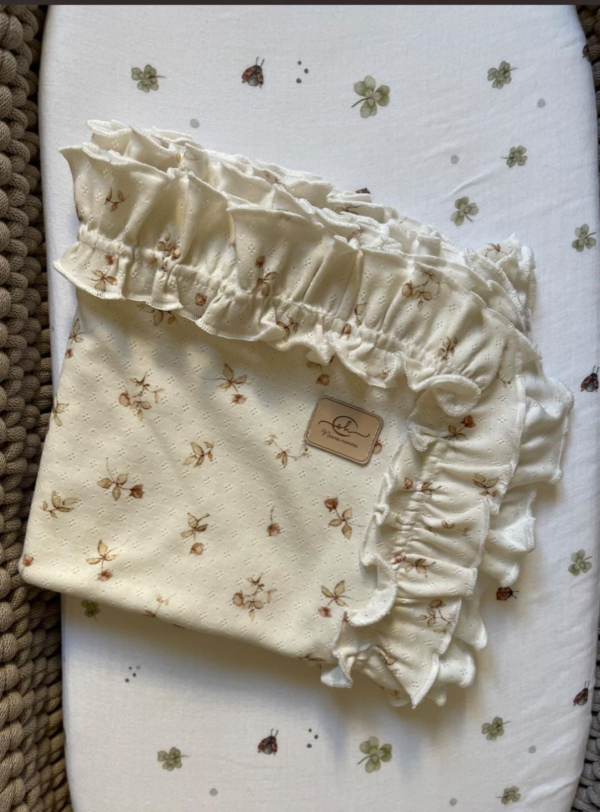 Coperta con le balze ROSE