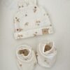 Babbucce e capellino rose