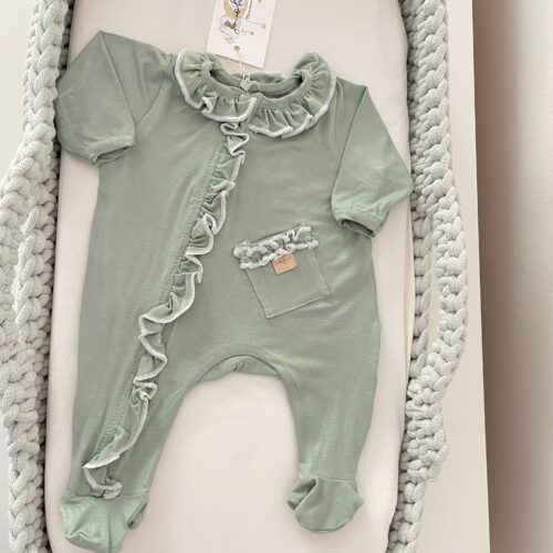 Tutina in bamboo verde con le balze 0/3m